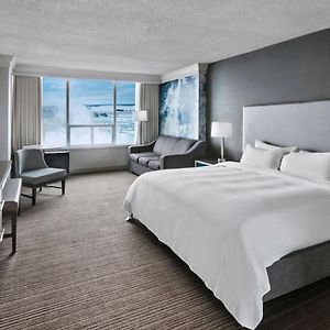 King Room Falls View